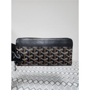 GOYARD Goyardine Matignon Zip Around GM Wallet Black/White